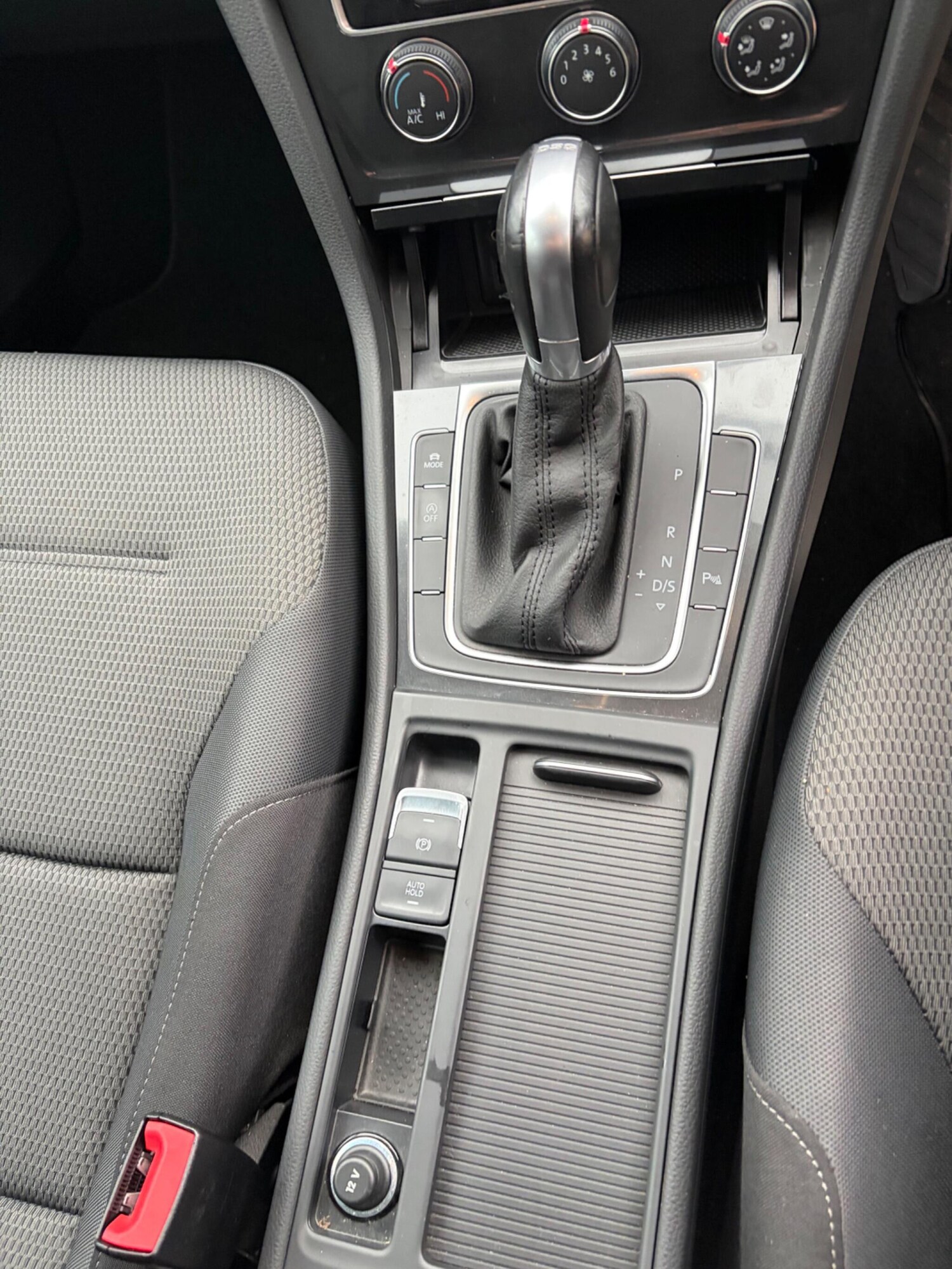 Used Volkswagen Golf 2018 for sale - 77908477: Photo 25