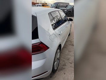 Used Volkswagen Golf 2018 for sale - 77908684: Photo