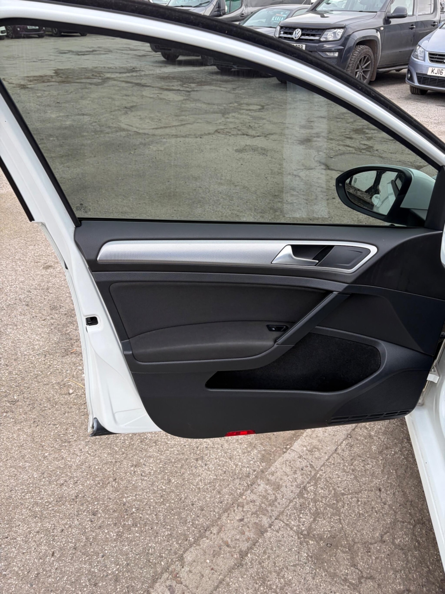 Used Volkswagen Golf 2018 for sale - 77908684: Photo 8