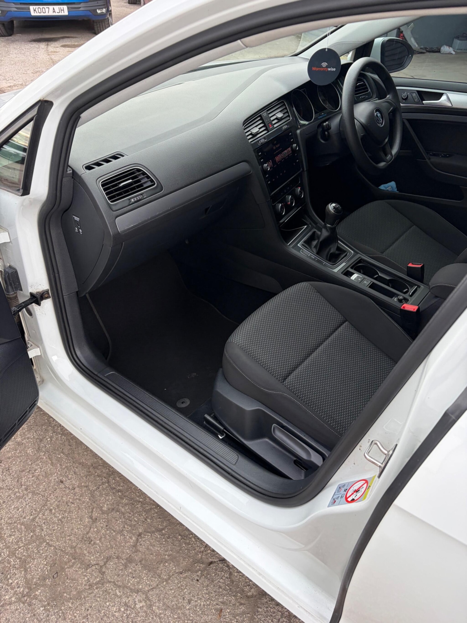 Used Volkswagen Golf 2018 for sale - 77908684: Photo 9