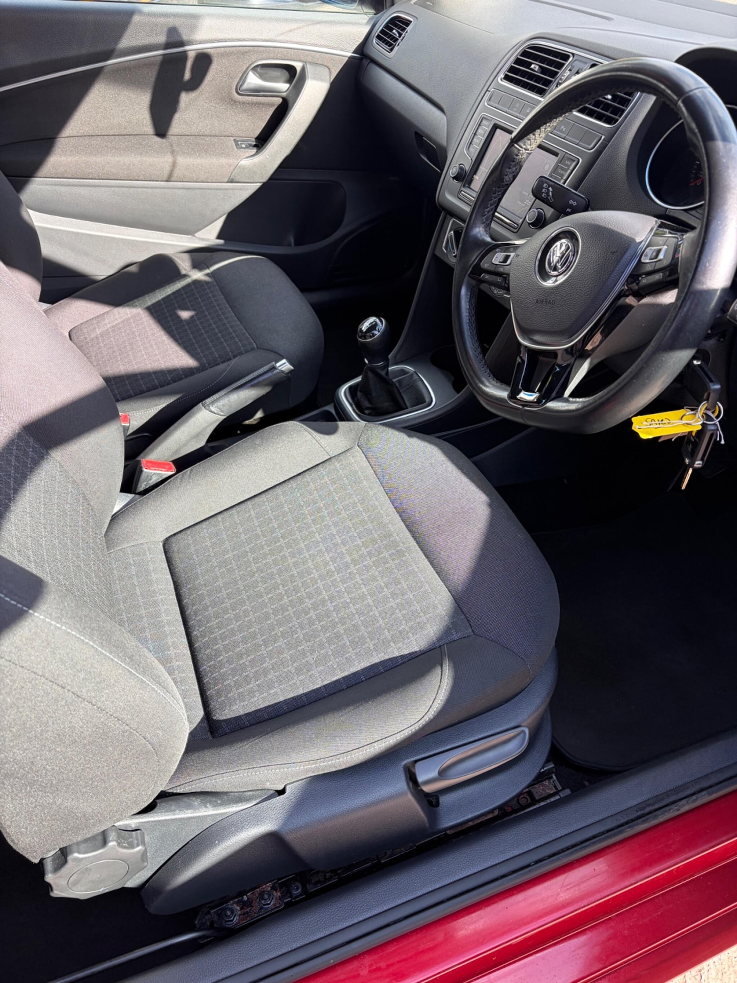 Used Volkswagen Polo 2015 for sale - 78184349: Photo 11