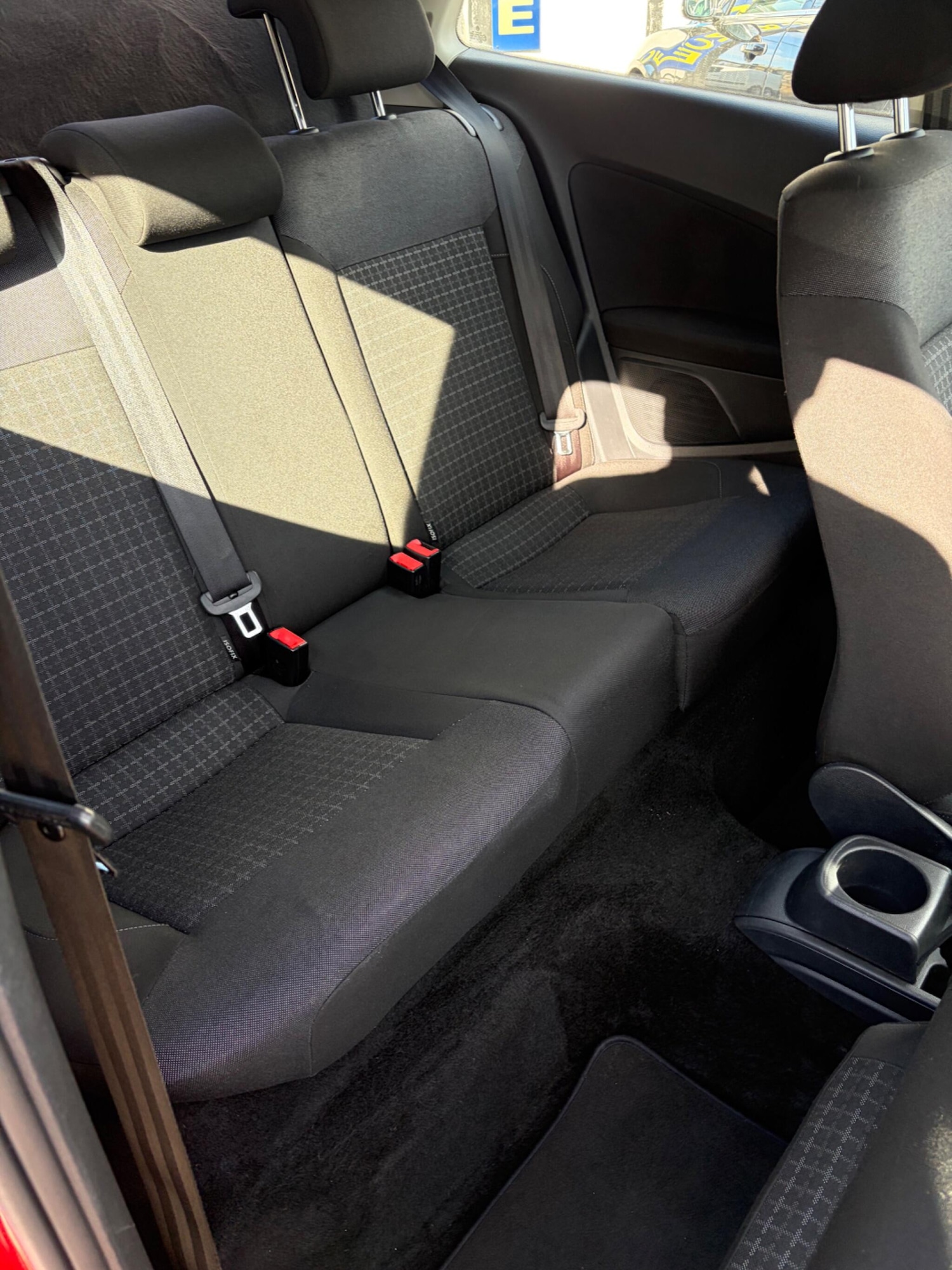 Used Volkswagen Polo 2015 for sale - 78184349: Photo 21