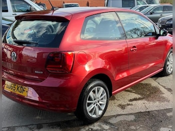 Used Volkswagen Polo 2015 for sale - 78184349: Photo