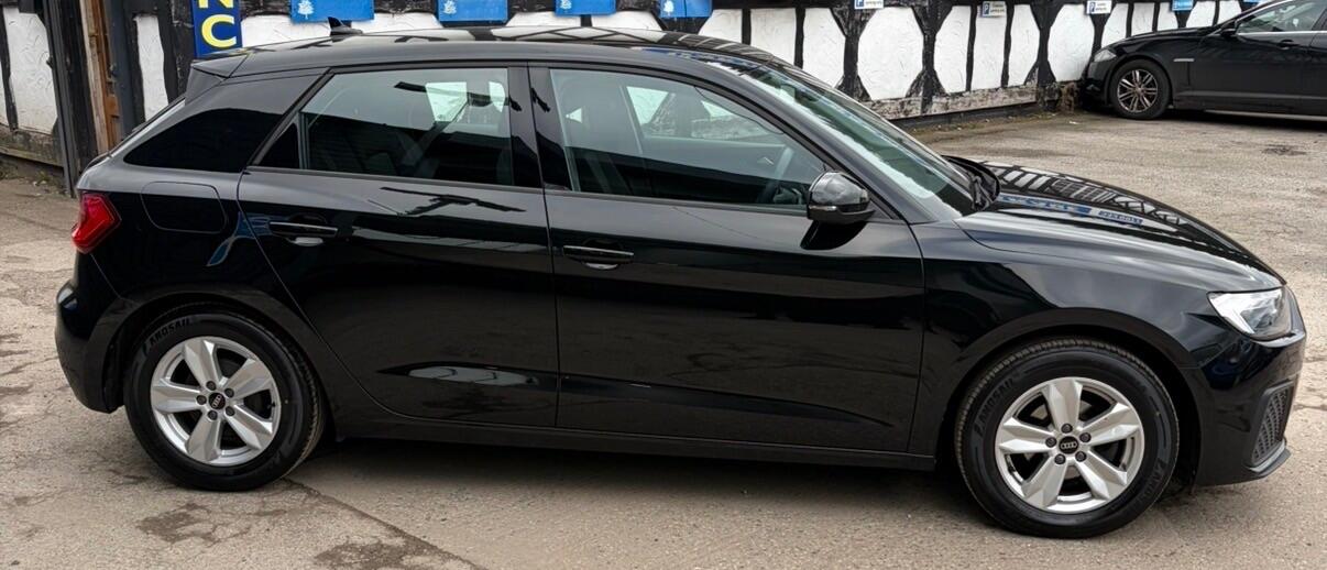 Used Audi A1 2022 for sale - 77908885: Photo 3