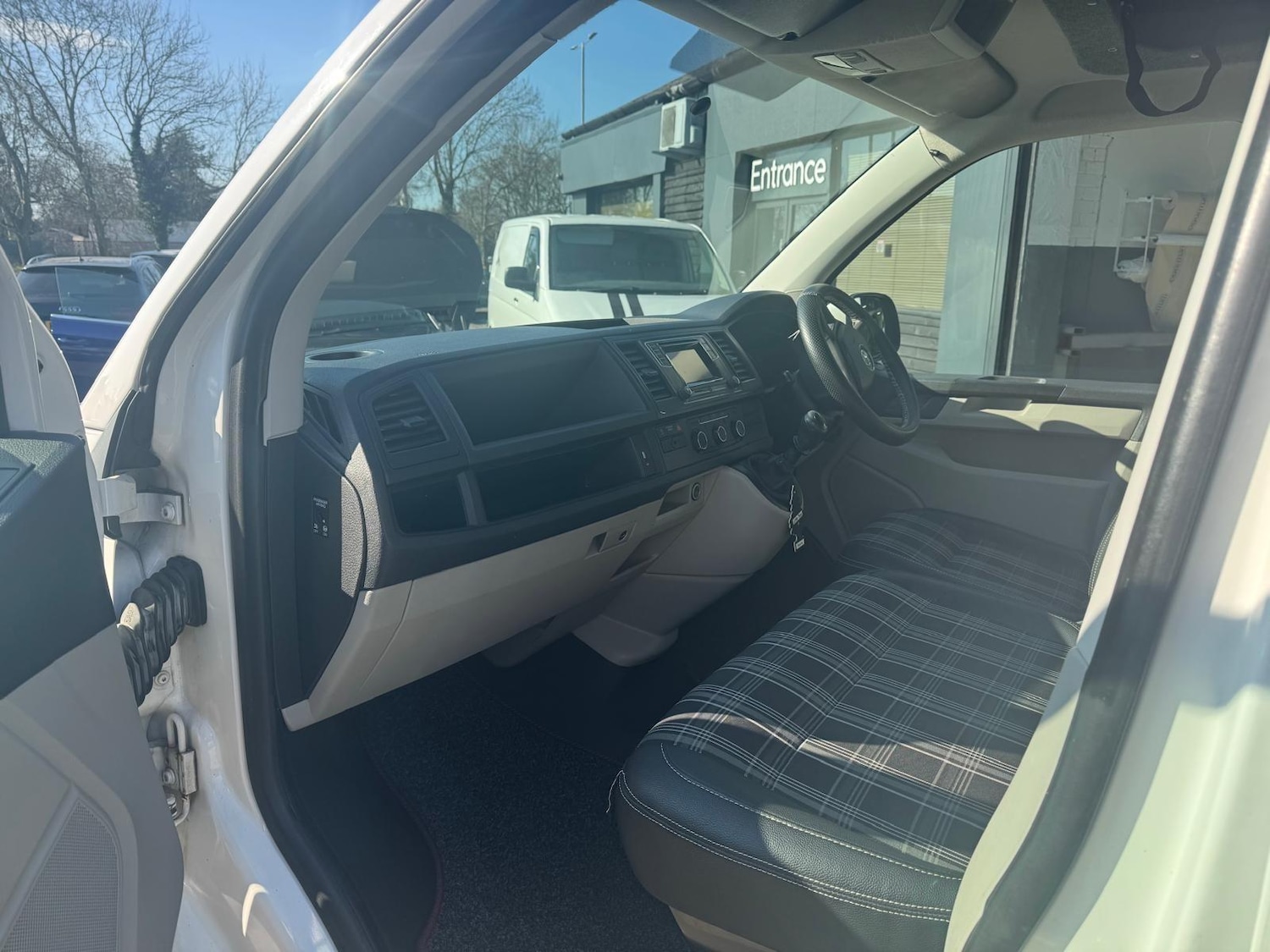 Used Volkswagen Transporter for sale - 77909623: Photo 8