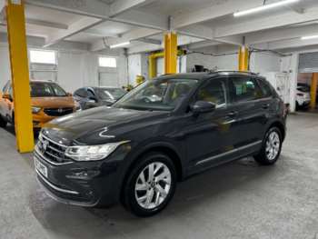 Used Volkswagen Tiguan 2021 for sale - 75121117: Photo