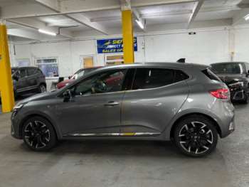 Used Renault Clio 2024 for sale - 74699366: Photo