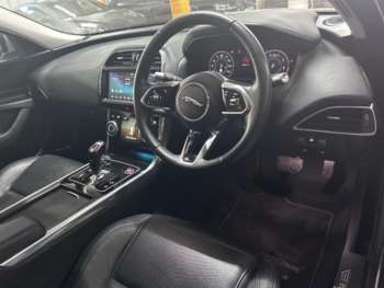 Used Jaguar XE 2019 for sale - 74624952: Photo