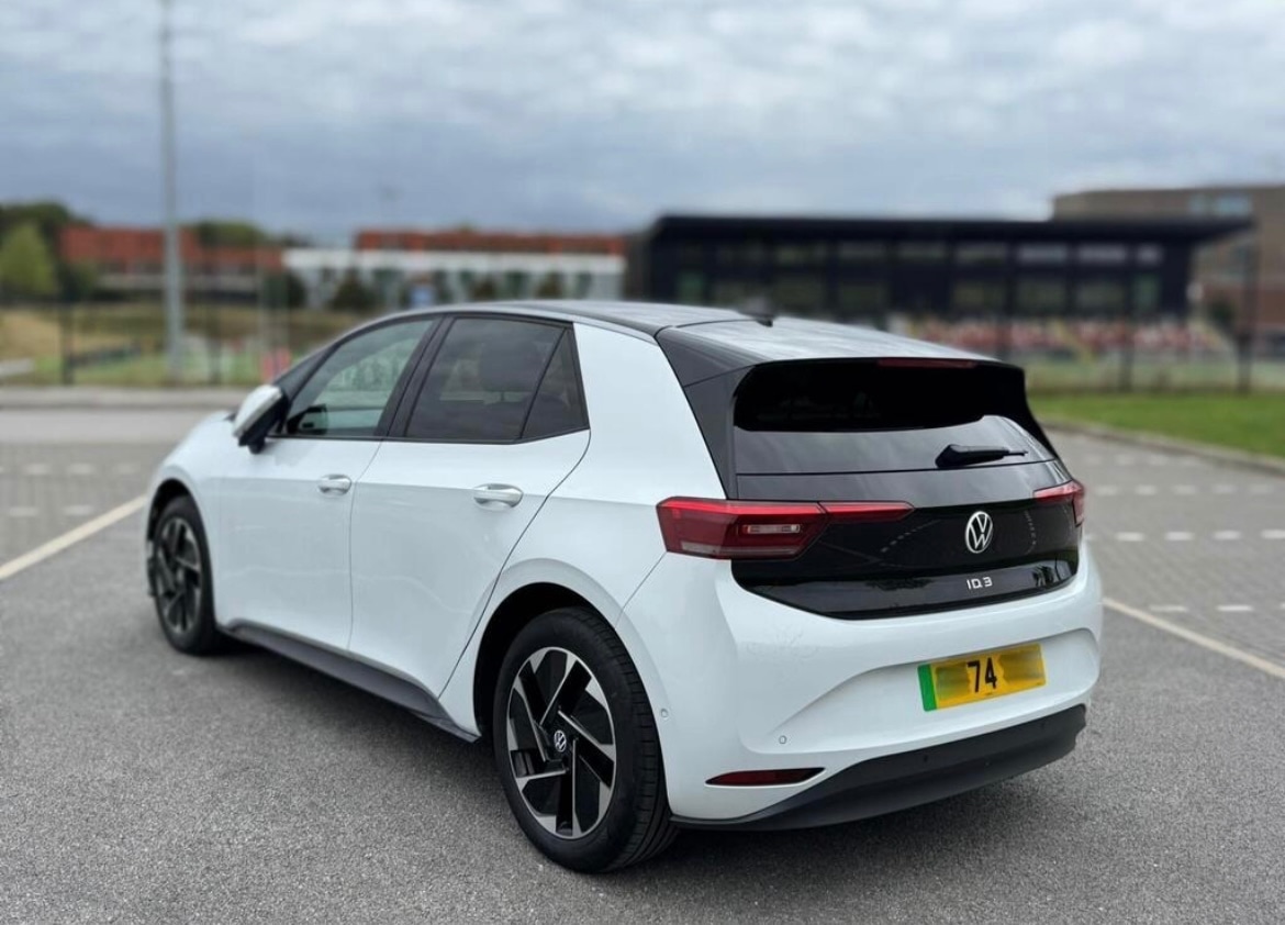 Used Volkswagen ID.3 2024 for sale - 76436436: Photo 3