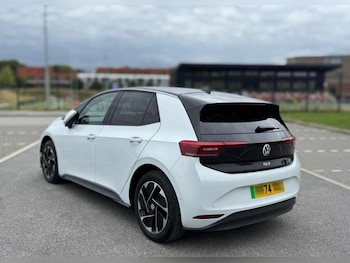 Used Volkswagen ID.3 2024 for sale - 76436436: Photo