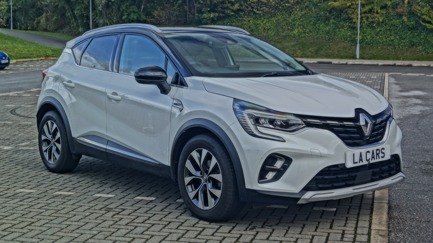 Used Renault Captur 2021 for sale - 76436455: Photo 1