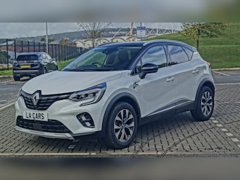 Used Renault Captur 2021 for sale - 76436455: Photo