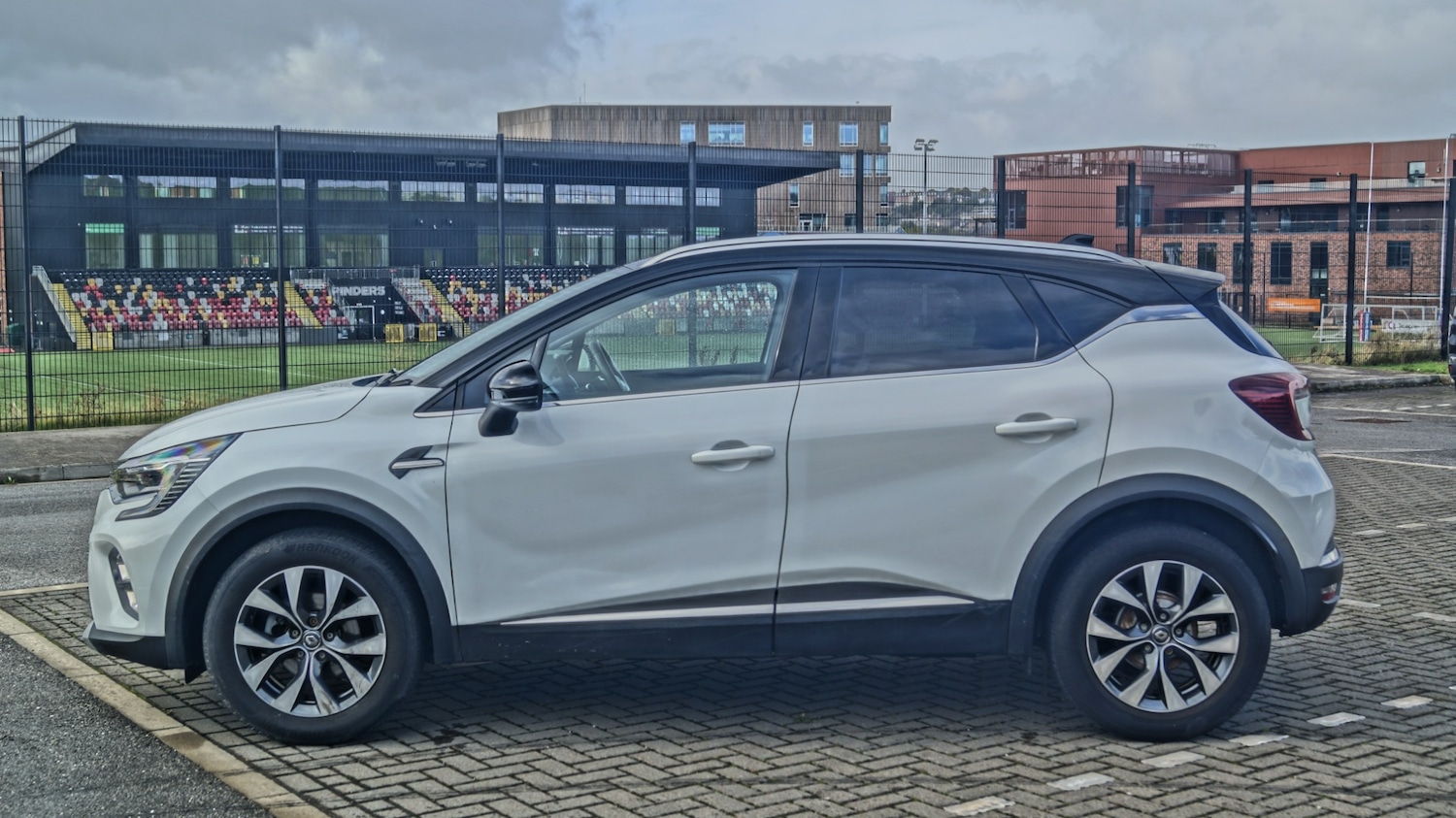 Used Renault Captur 2021 for sale - 76436455: Photo 4