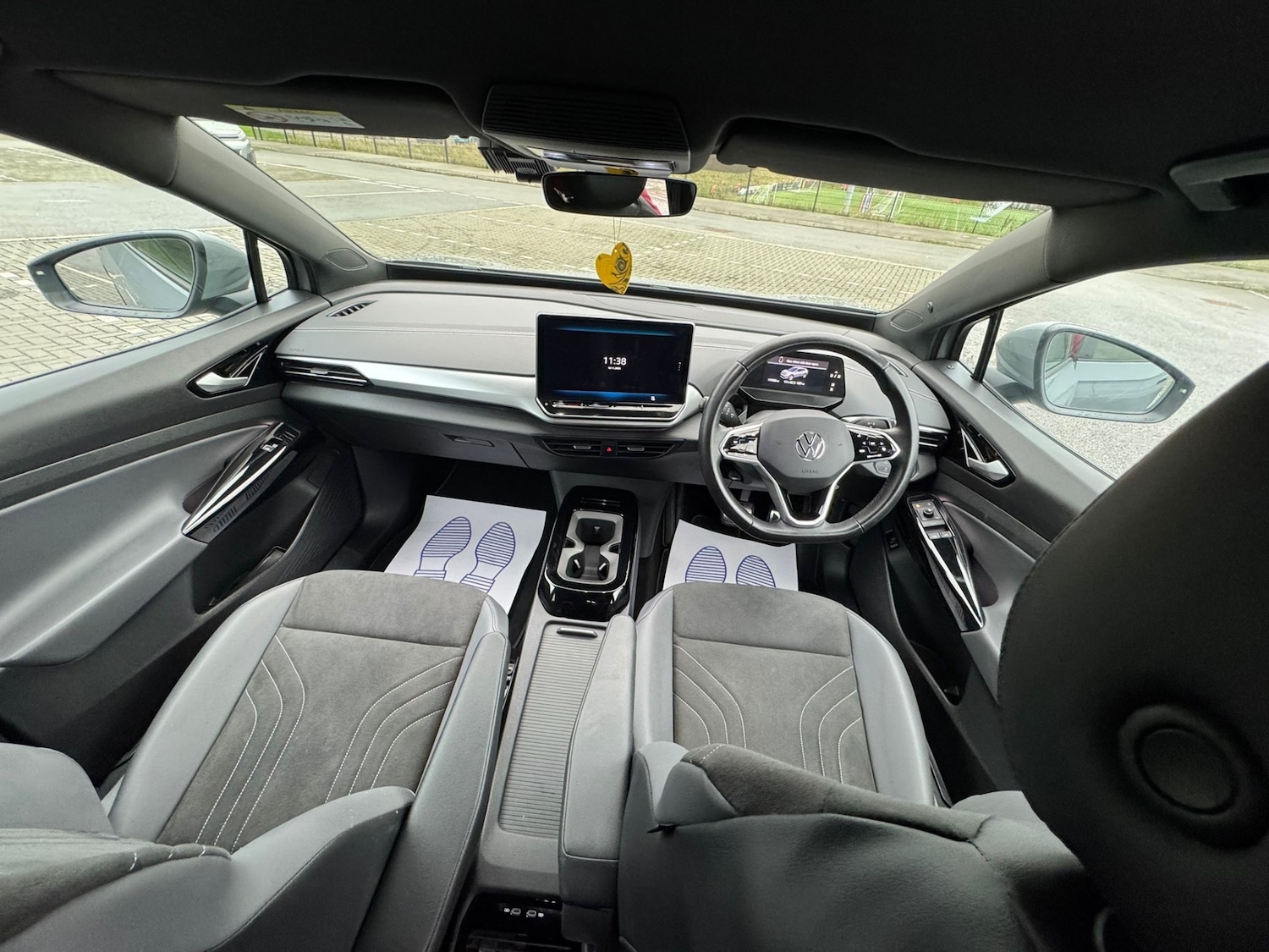 Used Volkswagen ID.4 2024 for sale - 76531478: Photo 14