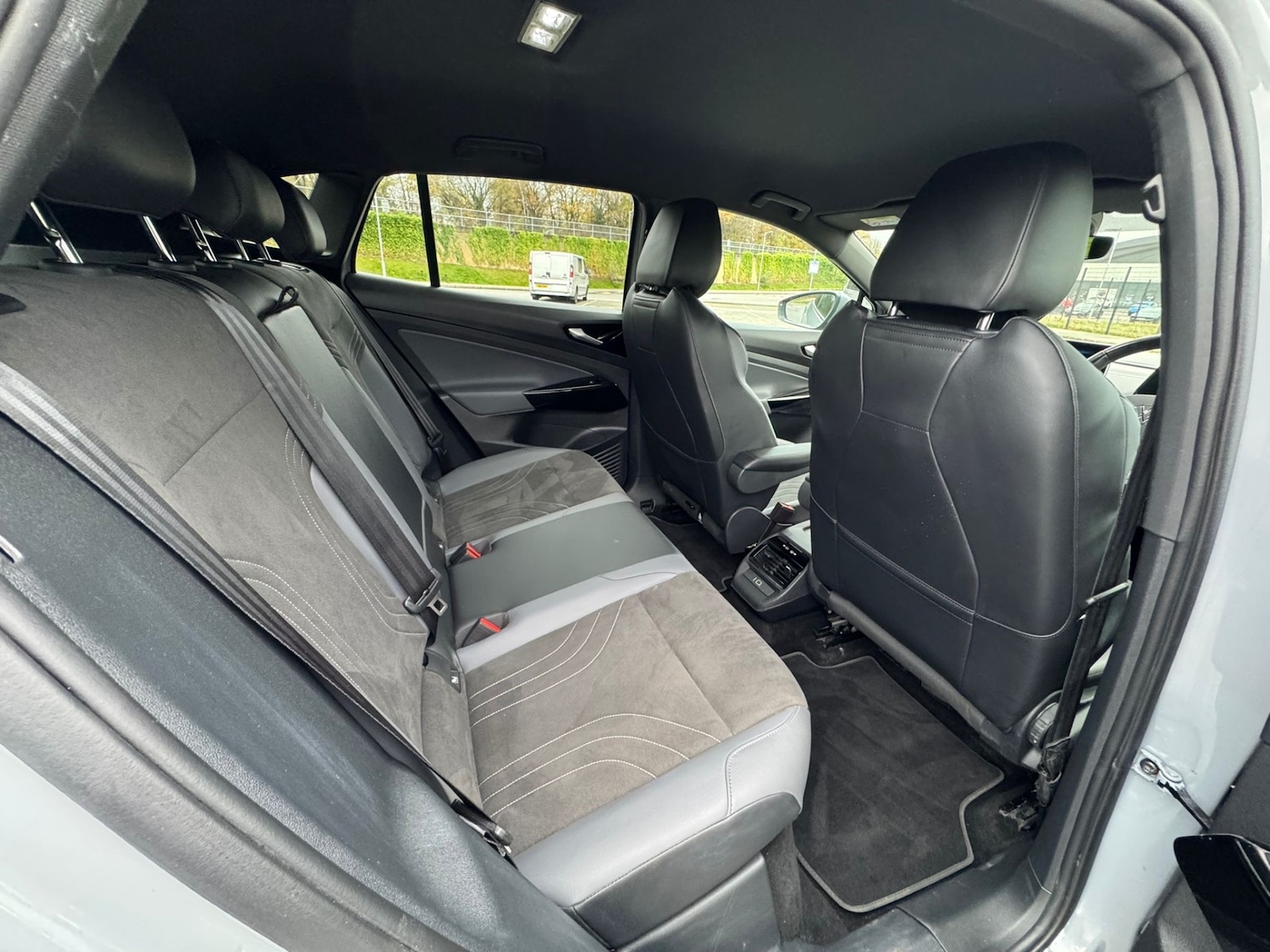 Used Volkswagen ID.4 2024 for sale - 76531478: Photo 17