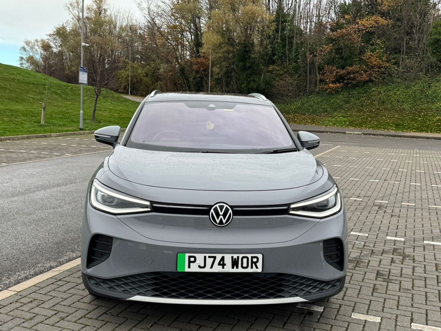 Used Volkswagen ID.4 2024 for sale - 76531478: Photo 2