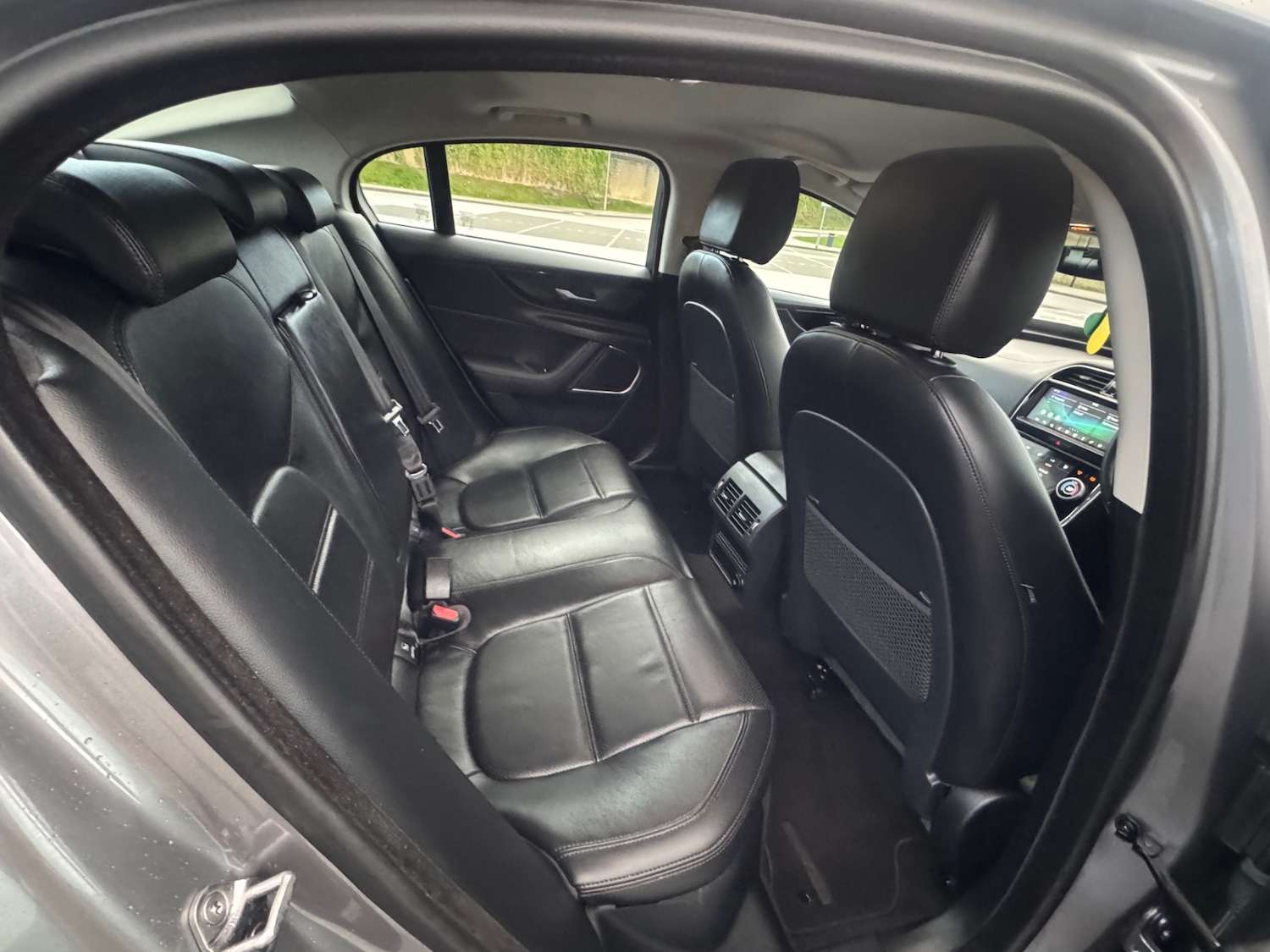 Used Jaguar XE 2019 for sale - 76436140: Photo 14