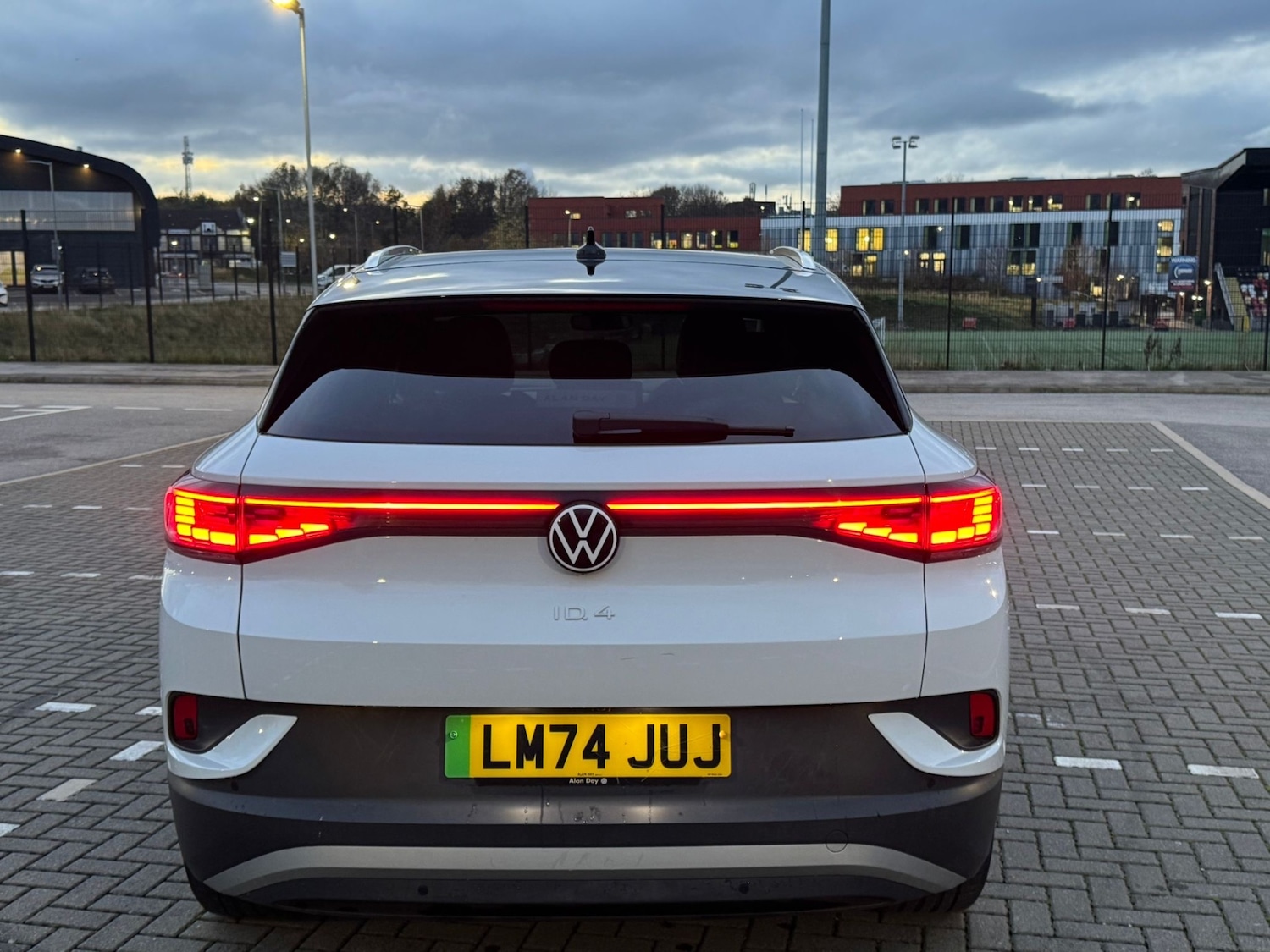 Used Volkswagen ID.4 2024 for sale - 77210804: Photo 10