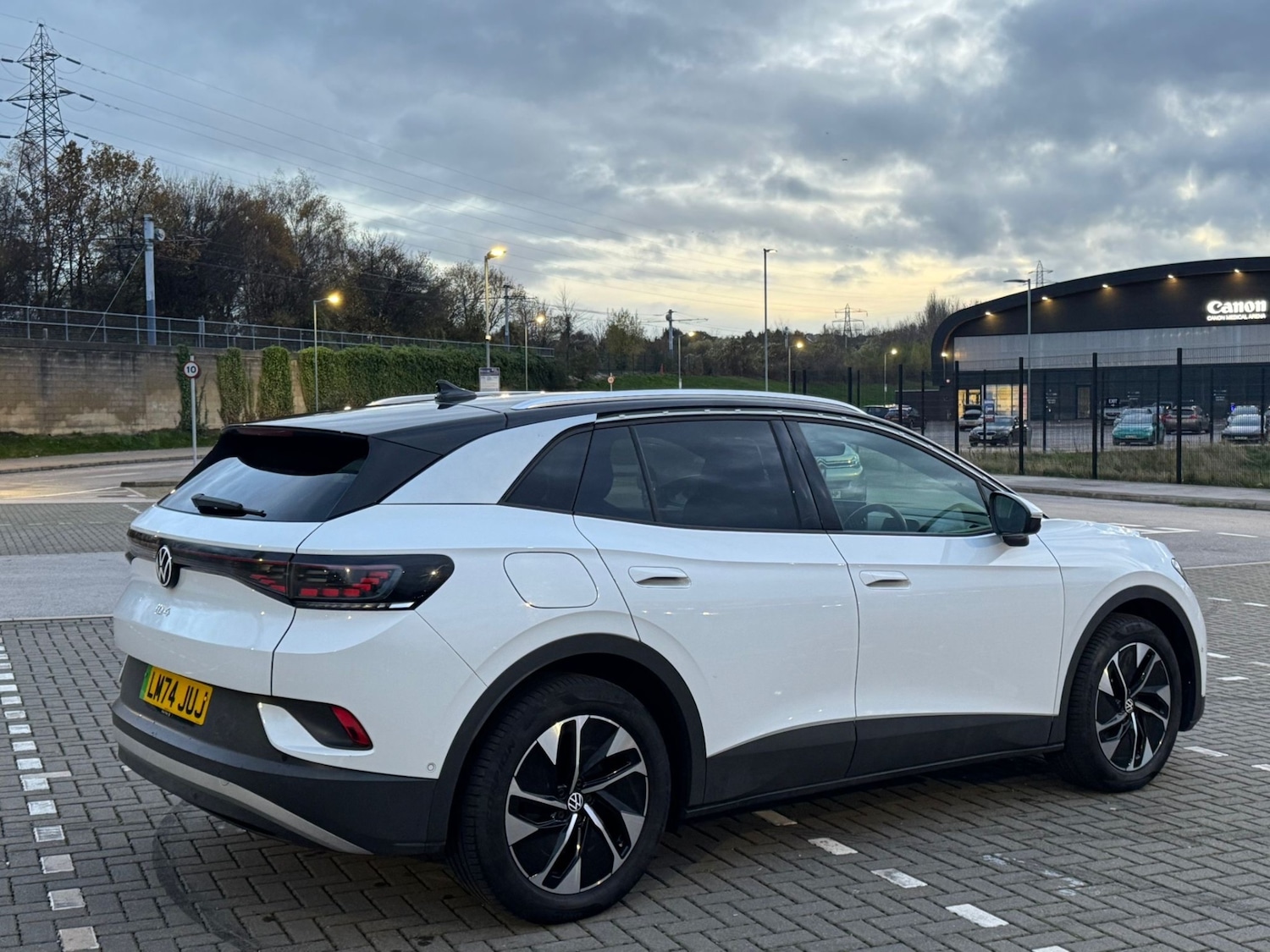 Used Volkswagen ID.4 2024 for sale - 77210804: Photo 6