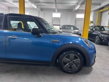 Used MINI Hatch 2024 for sale - 74744005: Photo