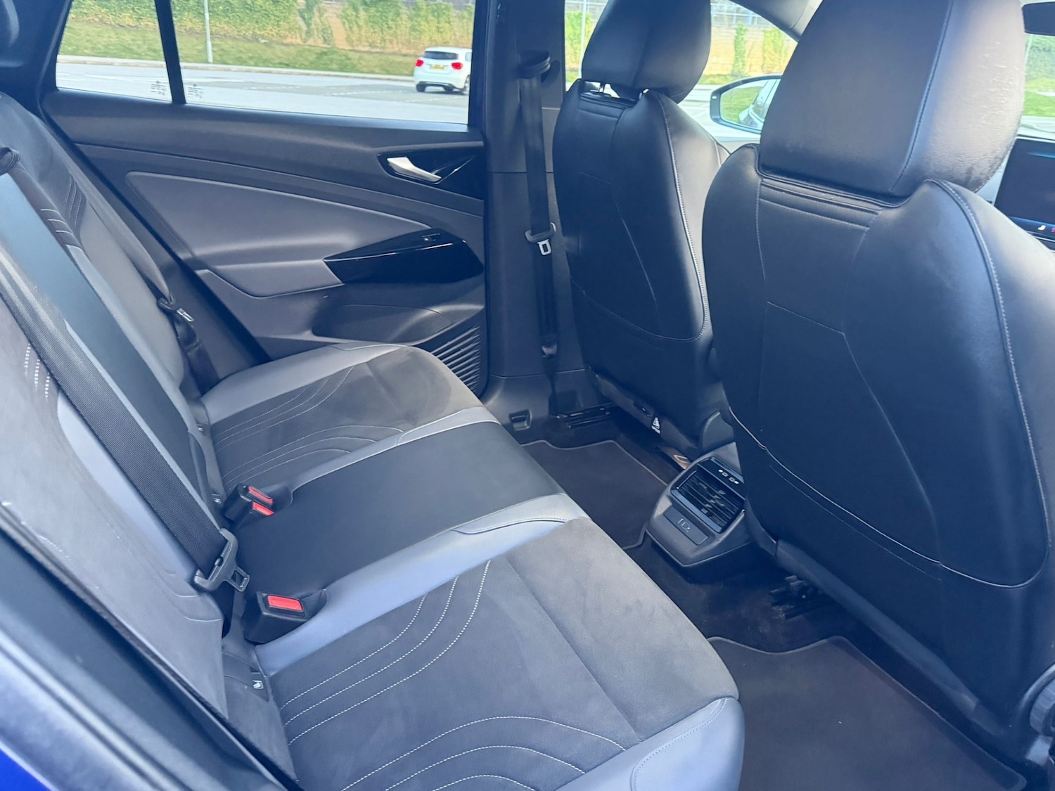 Used Volkswagen ID.4 2024 for sale - 77582359: Photo 17