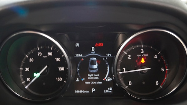 Used Land Rover Discovery Sport 2019 for sale - 75525348: Photo 13