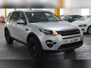 2019 (19) - 2.0 TD4 180 SE Tech 5dr Auto