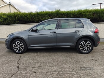 Used Volkswagen Golf 2019 for sale - 76474185: Photo