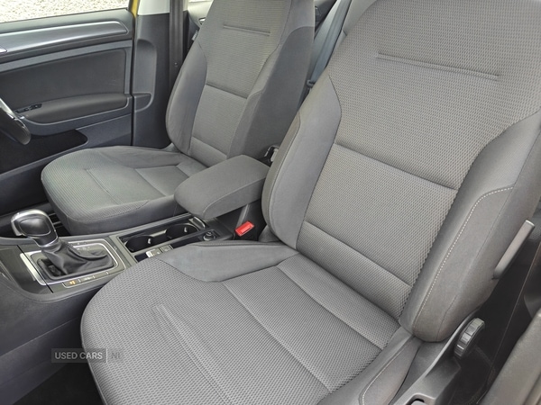 Used Volkswagen Golf 2018 for sale - 77332270: Photo 10