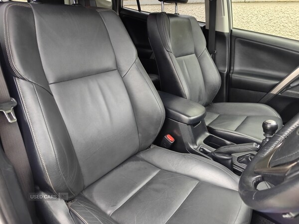 Used Toyota RAV4 2015 for sale - 78020914: Photo 8