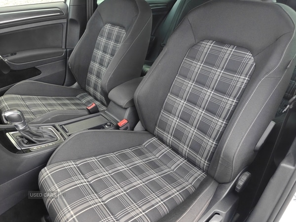 Used Volkswagen Golf 2017 for sale - 77054162: Photo 12