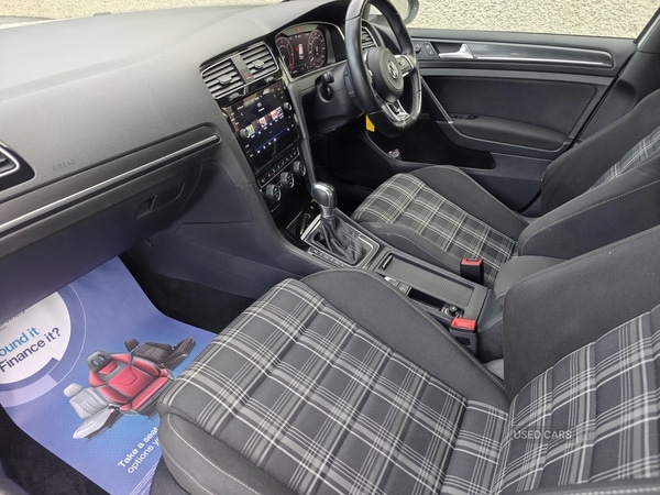 Used Volkswagen Golf 2017 for sale - 77054162: Photo 9