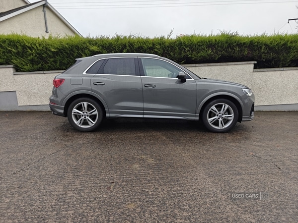 Used Audi Q3 2019 for sale - 76850787: Photo 2