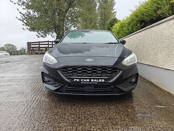 Used Ford Focus 2018 for sale - 76216144: Photo 2