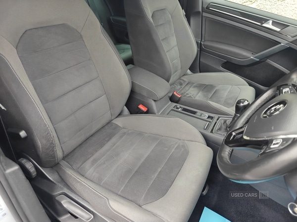 Used Volkswagen Golf 2017 for sale - 77684627: Photo 12