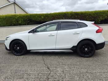 Used Volvo V40 2016 for sale - 75042043: Photo
