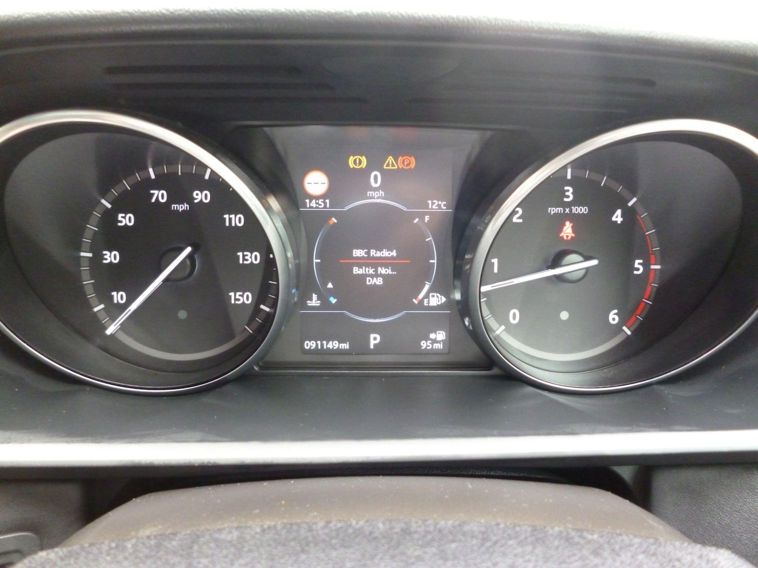 Used Land Rover Discovery 2017 for sale - 76476508: Photo 10