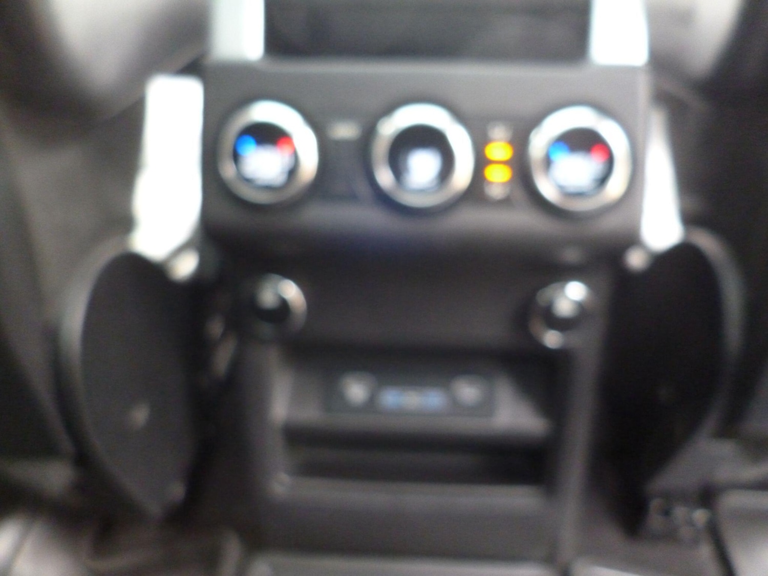 Used Land Rover Discovery 2017 for sale - 76476508: Photo 24