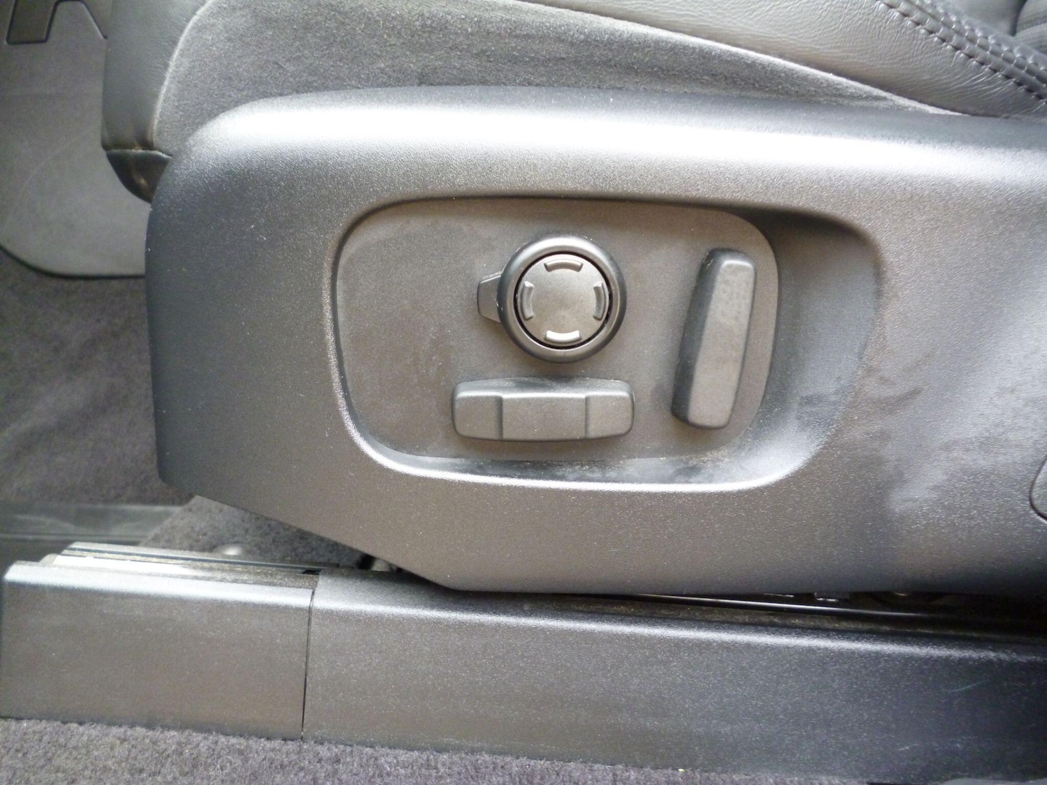 Used Land Rover Discovery 2017 for sale - 76476508: Photo 51