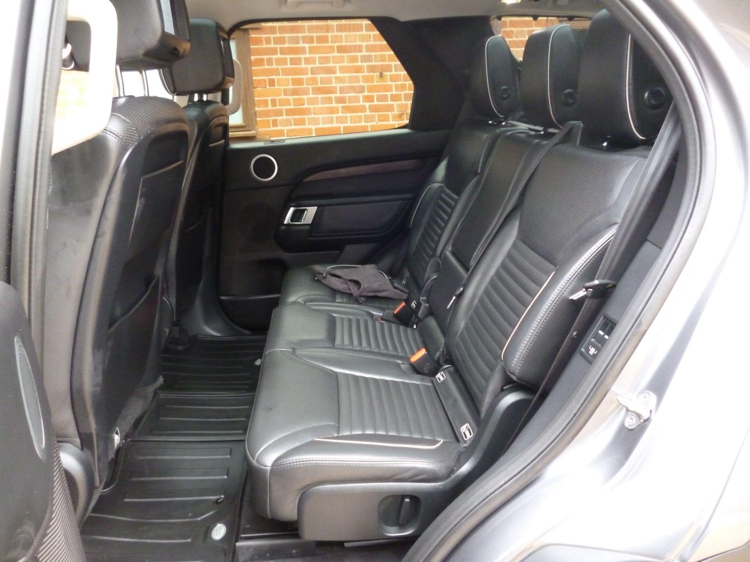 Used Land Rover Discovery 2017 for sale - 76476508: Photo 54