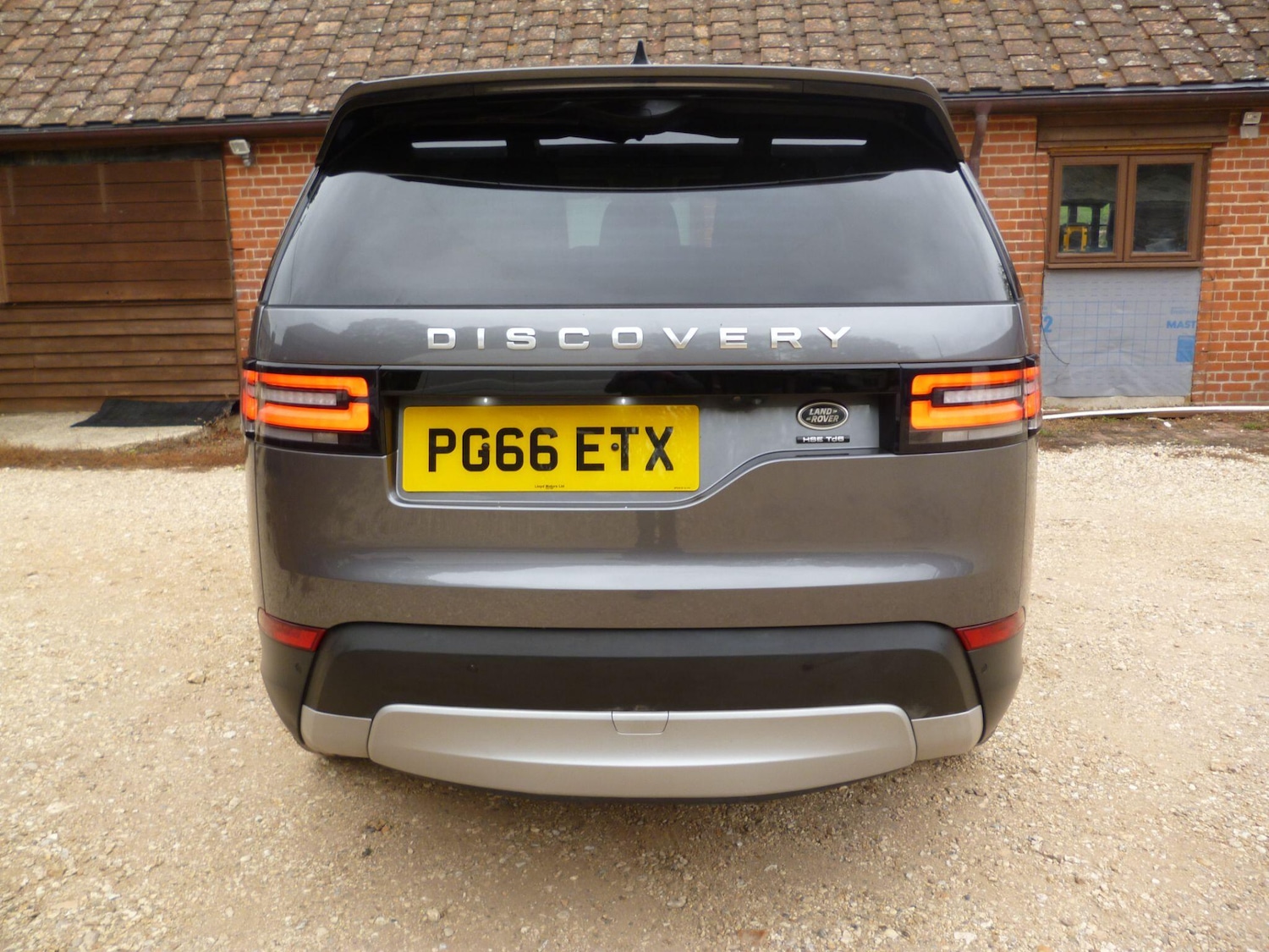 Used Land Rover Discovery 2017 for sale - 76476508: Photo 6