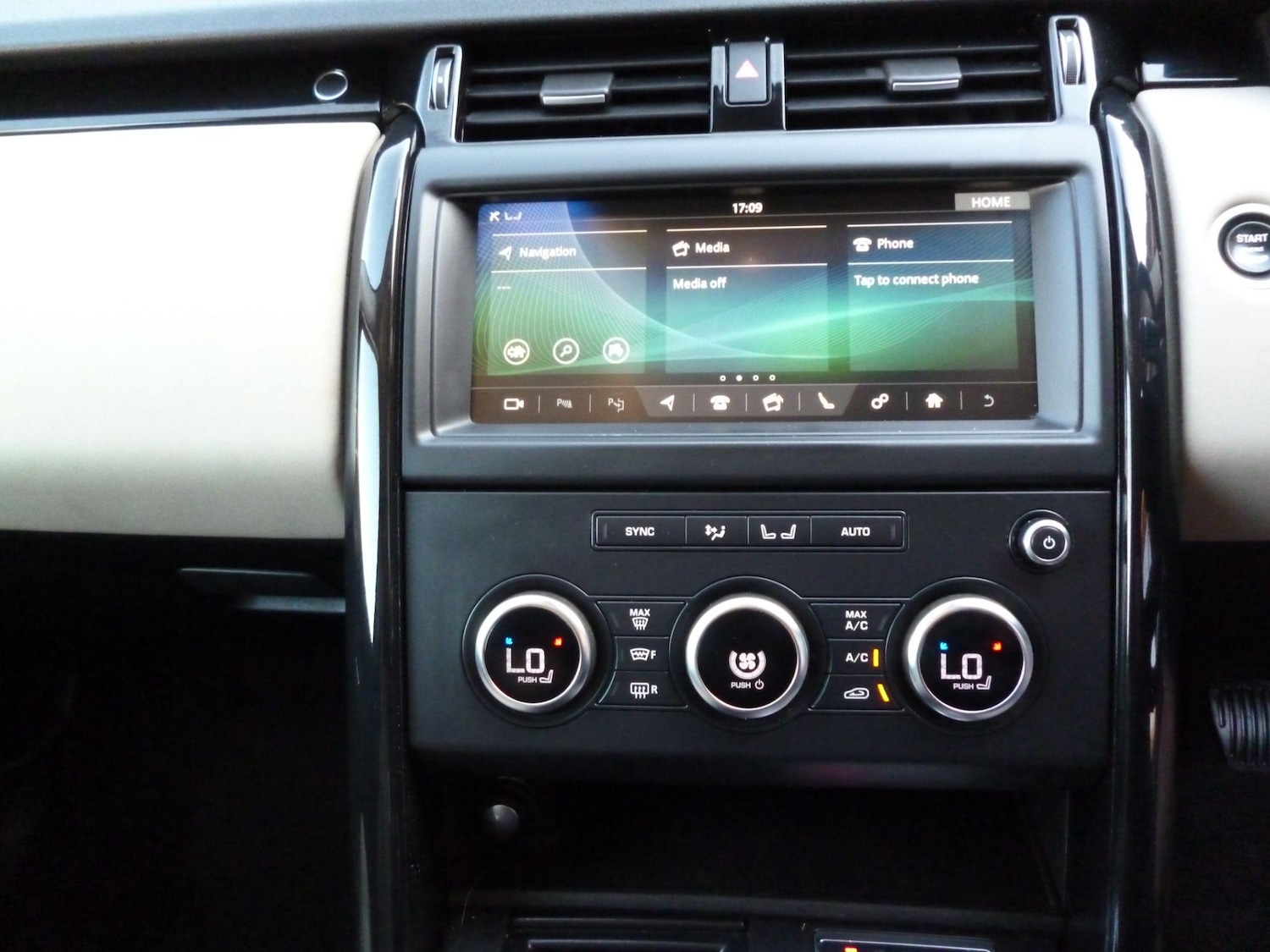 Used Land Rover Discovery 2019 for sale - 76976466: Photo 26