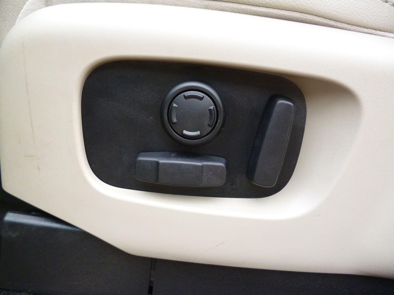 Used Land Rover Discovery 2019 for sale - 76976466: Photo 36