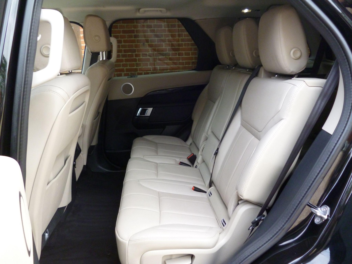 Used Land Rover Discovery 2019 for sale - 76976466: Photo 38