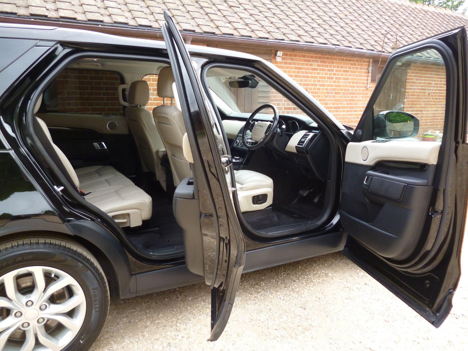 Used Land Rover Discovery 2019 for sale - 76976466: Photo 58