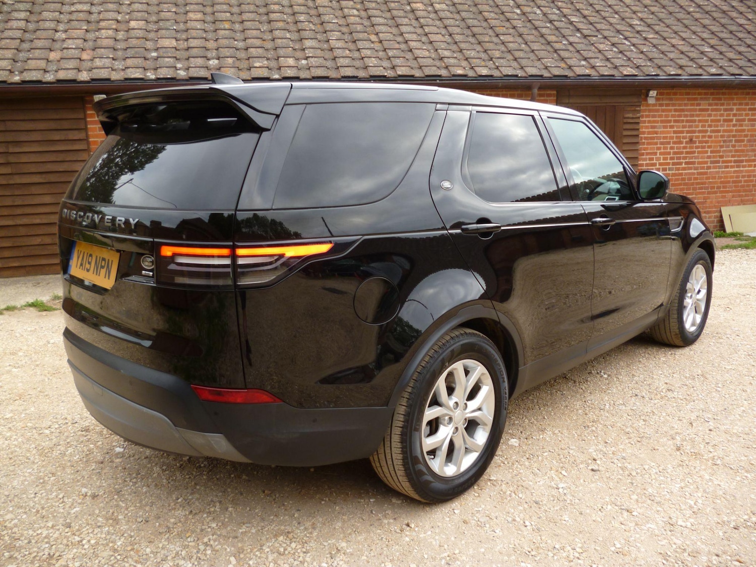 Used Land Rover Discovery 2019 for sale - 76976466: Photo 7