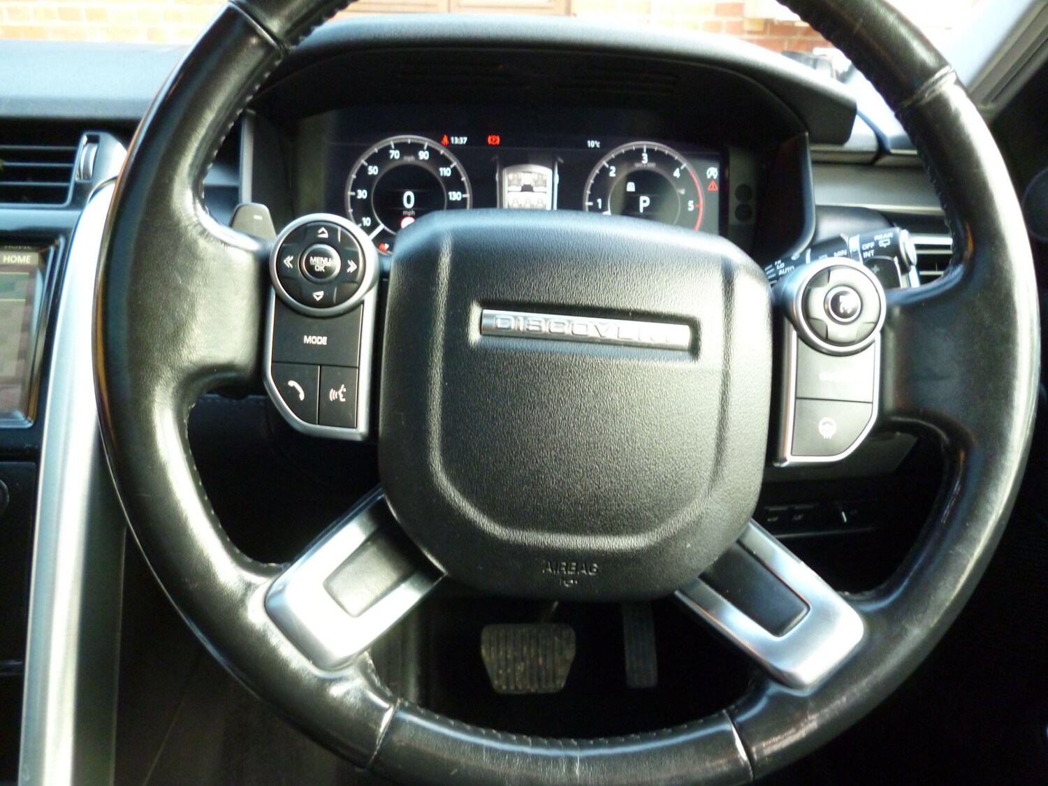 Used Land Rover Discovery 2018 for sale - 77574026: Photo 17