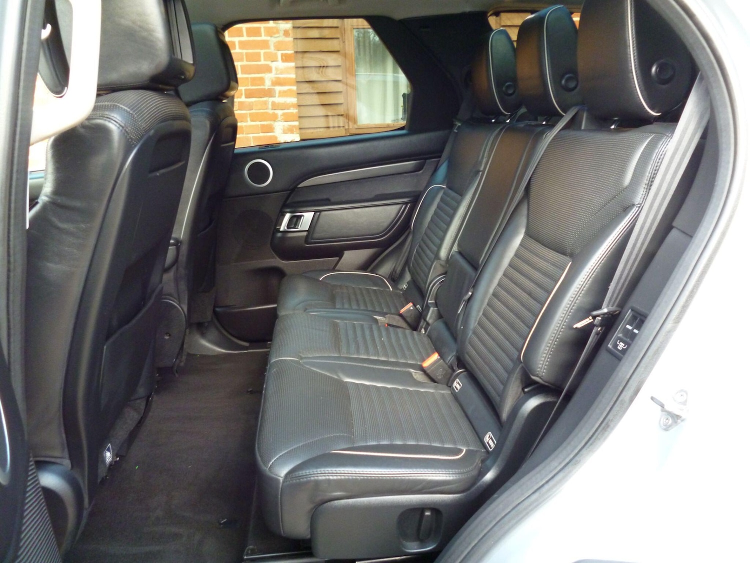 Used Land Rover Discovery 2018 for sale - 77574026: Photo 37