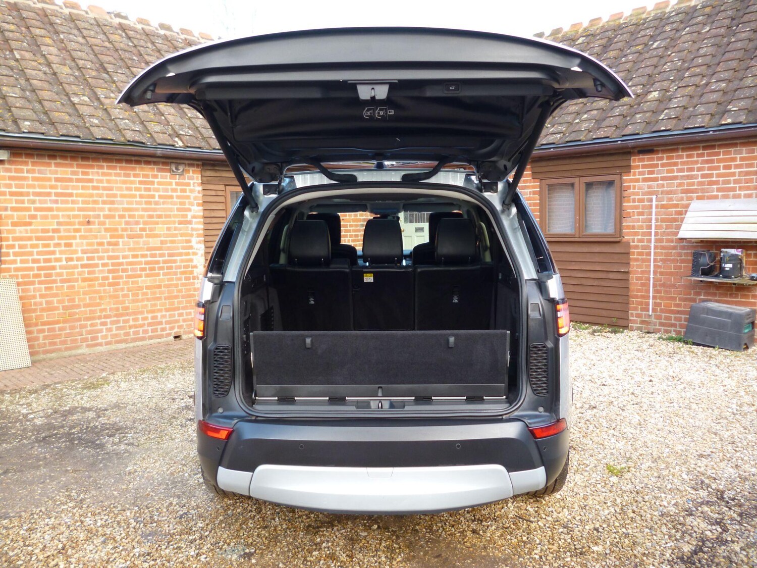 Used Land Rover Discovery 2018 for sale - 77574026: Photo 62