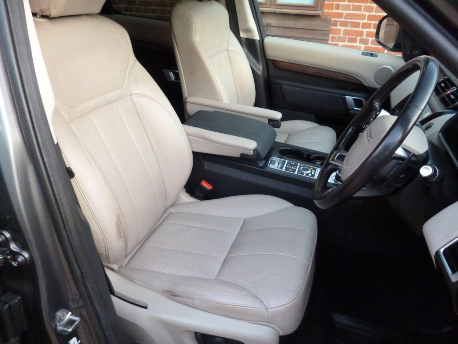 Used Land Rover Discovery 2019 for sale - 76476490: Photo 12